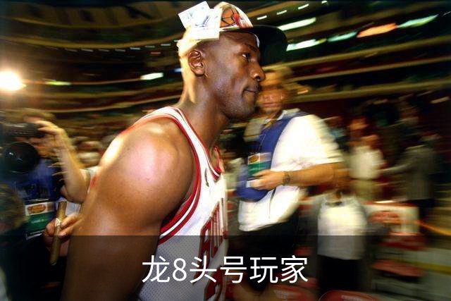 龙8头号玩家公司环境